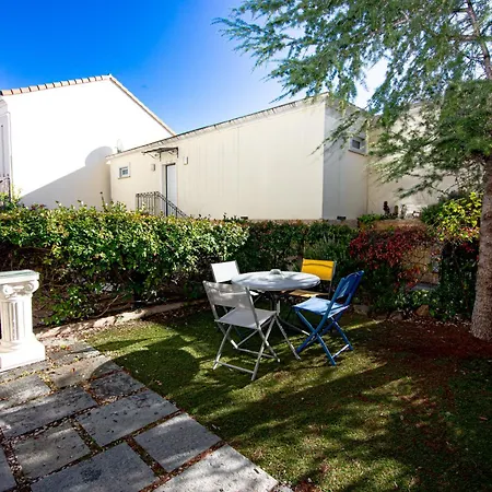 Le Jardin Plus Parking By Connexion *
